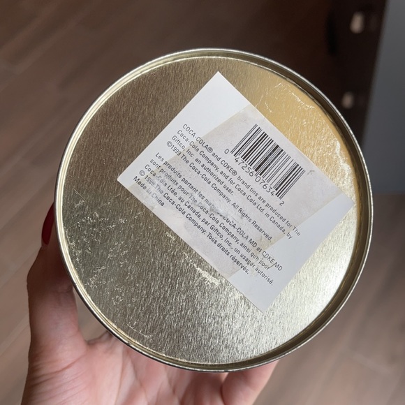 Vintage Coca-Cola Collectible Tin Milk Can Design - Picture 4 of 4